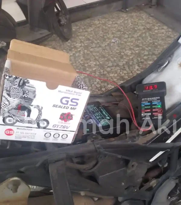 Kawasaki D-Tracker 150 - GS Astra GTZ6V