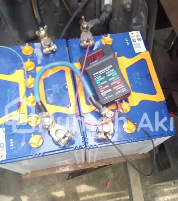 Hino Trailer Head - INCOE NS70